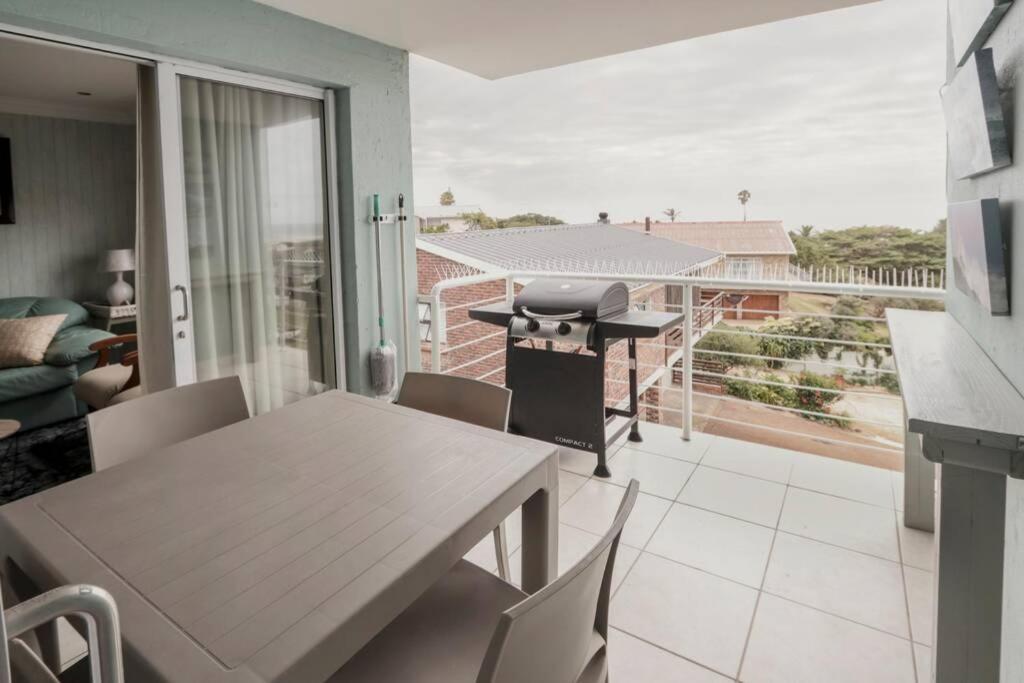 Oceanview Apartments The Look Out Jeffreys Bay Exterior photo